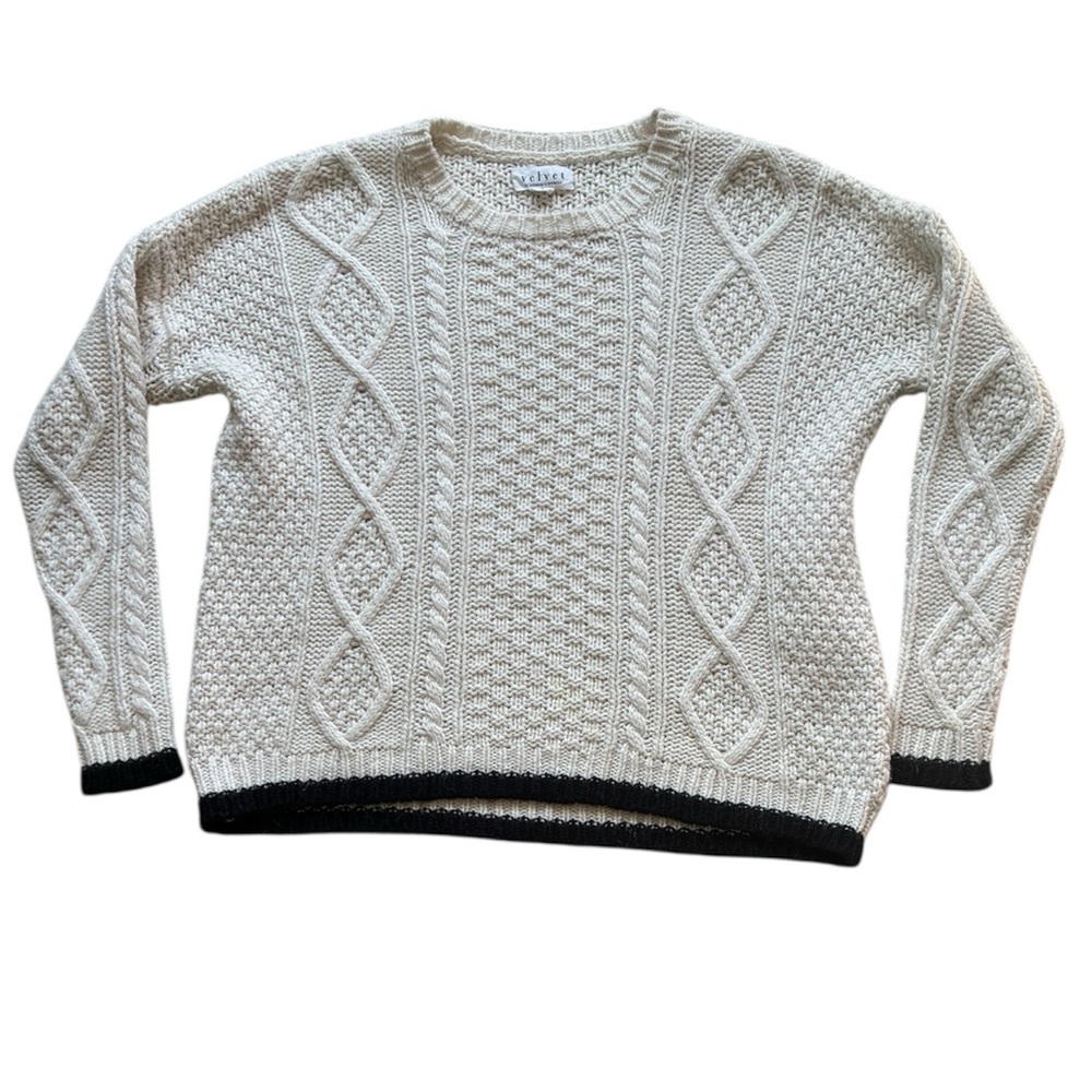 Velvet by Graham & Spencer Women’s White Cable Knit Sweater Size Small